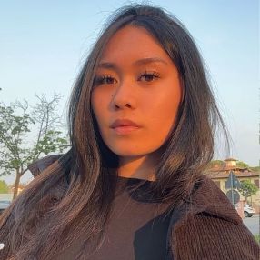 Ghyanne, Babysitter a Flero