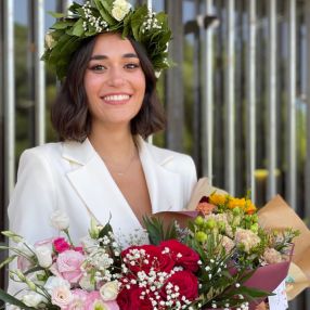 Giulia, Babysitter a Alcamo