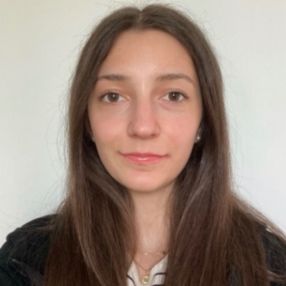 Maja Silva, Babysitter in Sistiana