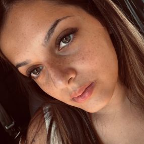 Erika, Babysitter a Cinisi