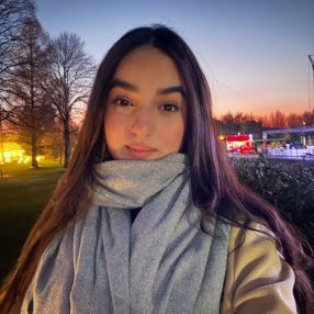 Hiba, Babysitter a Bovolone