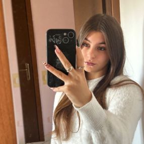 Alessia, Babysitter a Cassolnovo