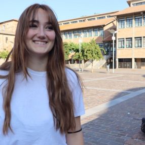 Giulia, Babysitter a Città della Pieve