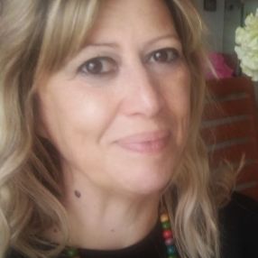 Raffaella, Babysitter in Pero