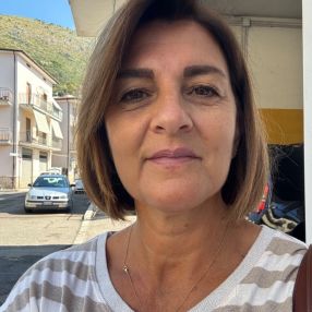 Livia, Babysitter in Fondi