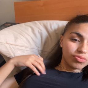Malak, Babysitter a Goito