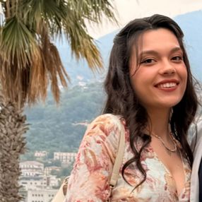 GIOVANNA, Babysitter a Orta di Atella