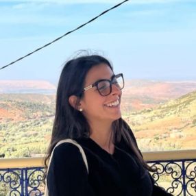 Sara, Babysitter a Celle ligure