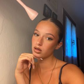 Angelica, Babysitter a Follonica