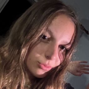 Vittoria, Babysitter a Pontoglio