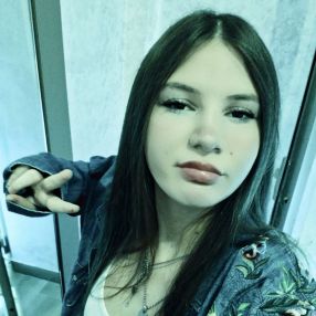 Amela, Babysitter a Fabrica di Roma