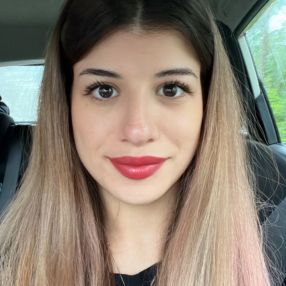 Elisa, Babysitter a Provincia di Caserta