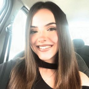 Flavia, Babysitter a Libero consorzio comunale di Trapani