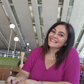 Ester, Babysitter in Ceccano