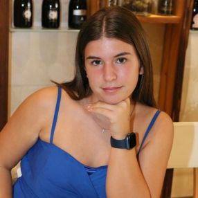 Laura, Babysitter a Santa Maria di Campagna