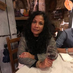 Maria Ysabel, Babysitter a Casastieri