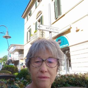 Maria, Babysitter a Massa e Cozzile