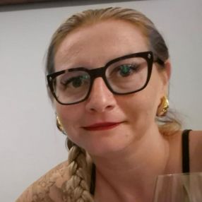 Laura, Babysitter a Azzano Decimo