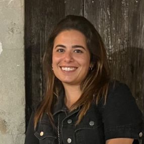 Alessia, Babysitter a Libero consorzio comunale di Ragusa