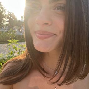 Alecxandra, Babysitter a Chiarano
