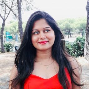 Pramila, Babysitter a Brugherio