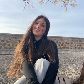Emilia, Babysitter a Lonigo