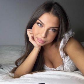 Marzia, Babysitter in Baranzate
