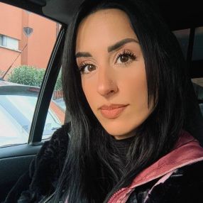 Chiara, Babysitter a Massa