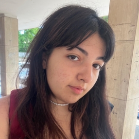 Vanessa, Babysitter a Alliste