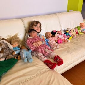 Lilia, Famiglia a Marche