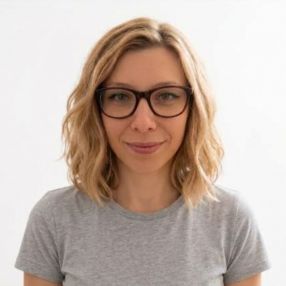 Alessia, Babysitter a Trani