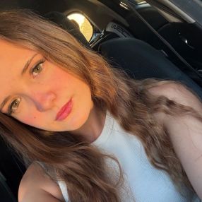 Alena, Babysitter a Grezzago