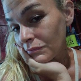 Tania, Babysitter a Basiglio