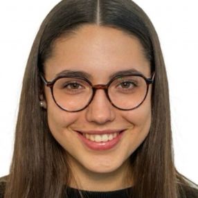 Vanessa, Babysitter a Provincia di Novara