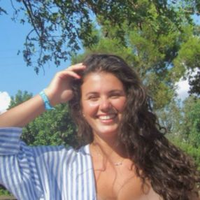 Elisa, Babysitter a Mottella