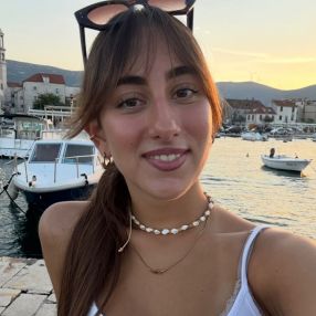 Alessandra, Babysitter a Trofarello