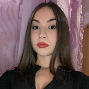Simona, Babysitter a Voghera