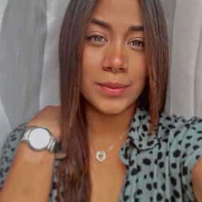 Alexia, Babysitter a Merate