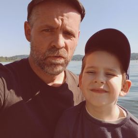 Manuele, Famiglia a Trino