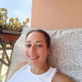 Iolanda, Babysitter a Melito di Napoli
