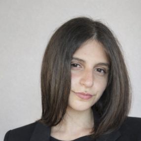 Nicole, Babysitter a Cassago Brianza
