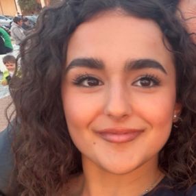 Giusy, Babysitter a Vibo Marina