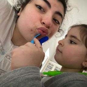 Bruna, Babysitter in Calvizzano
