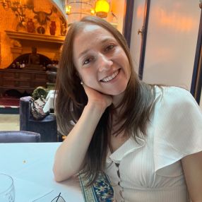Ruby, Babysitter a Firenze