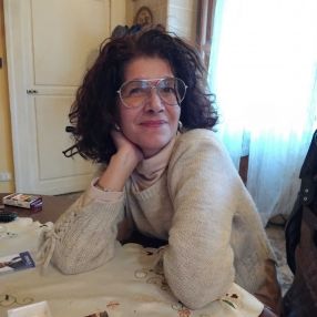 Italia, Babysitter a Sermide