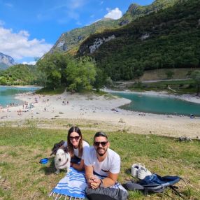 Viola, Famiglia a Elmas