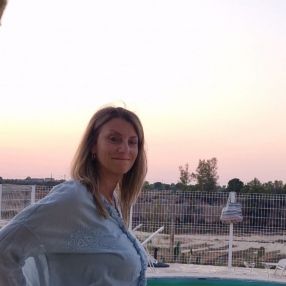 Elena, Famiglia a Bisceglie