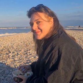 Ludovica, Babysitter a Assisi