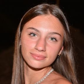 Letizia, Babysitter in Rovellasca