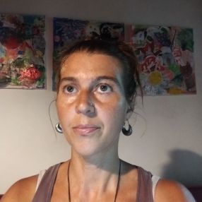 Chiara, Babysitter a Pistoia